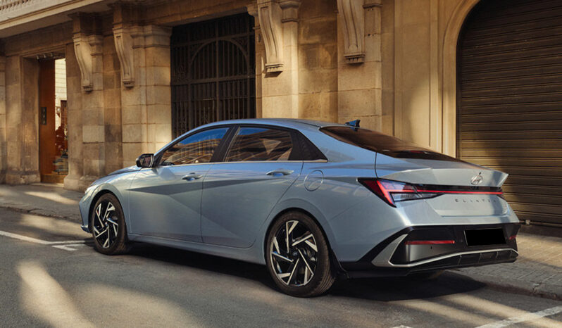 Hyundai Elantra CN7 — SHADOW full