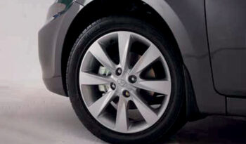 Hyundai Accent RB — GL + Sunroof full